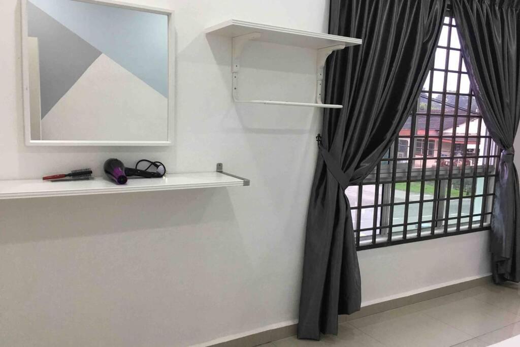 22Pax :Taman Pelangi Party House Nearby Midvelly Villa Johor Bahru Exterior photo